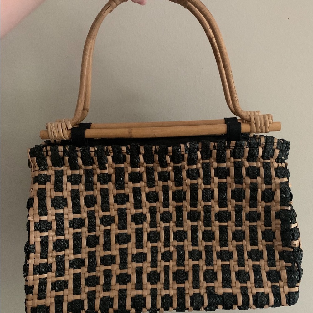 Vintage wicker bag